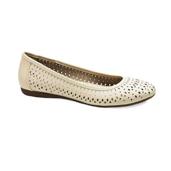 Croft & Barrow® Creativity Women's Ortholite Perforated Flats Ice Tan Cream 10 - Picture 1 of 9